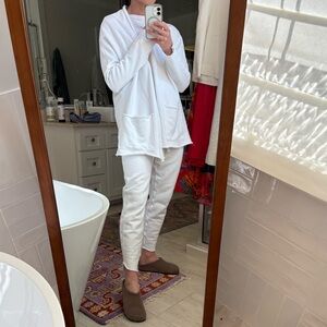 Frank & Eileen Women's White Casual SET  fits a medium